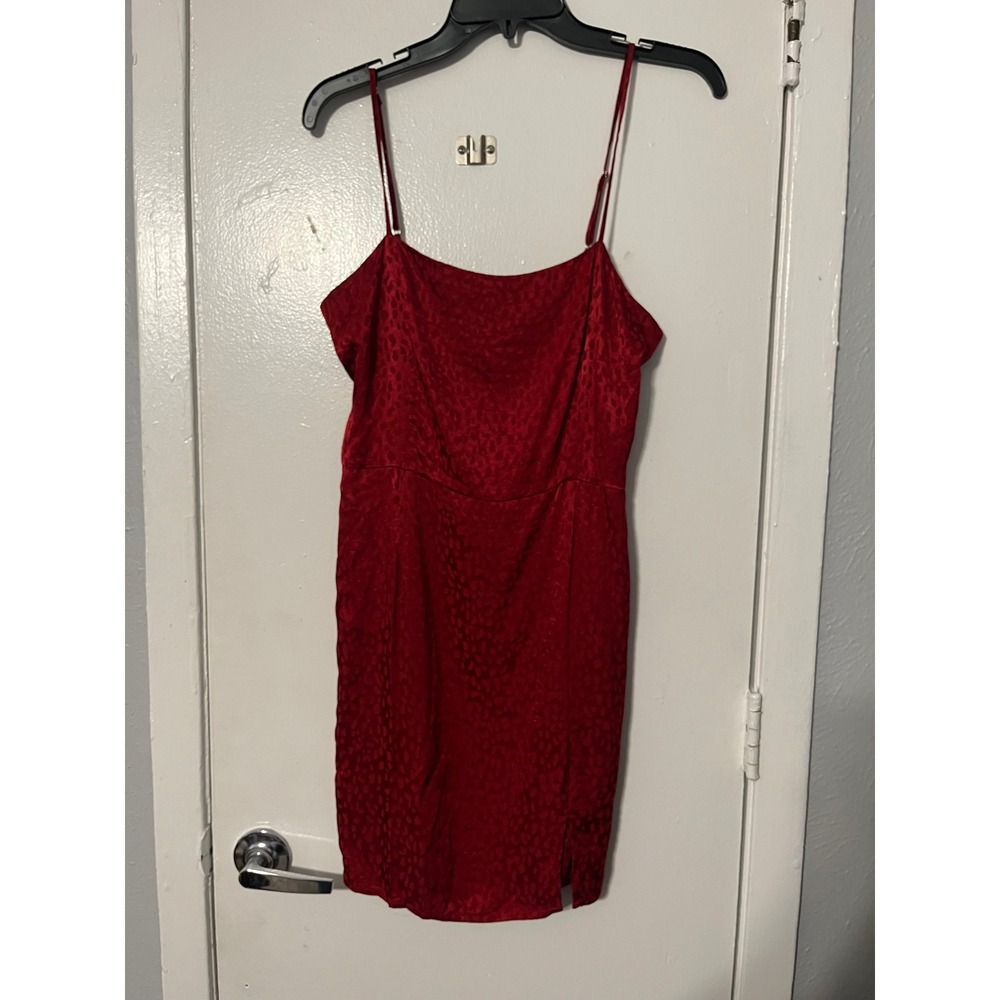 Forever 21 Red Leopard Jacquard Satin Mini Slip Dress Adjustable Straps NWT‎